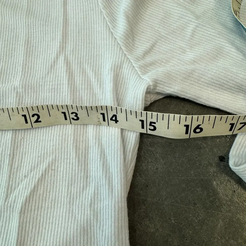 Vintage Y2K Abercrombie & Fitch White Longsleeve Ribbed Essentials Top Medium - Picture 4 of 5